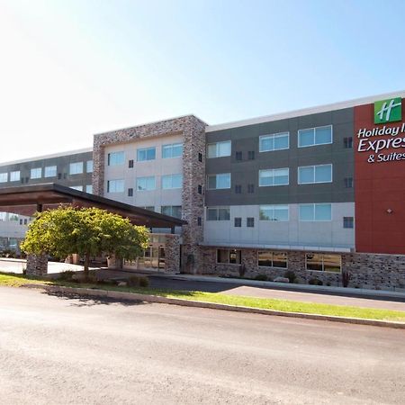 Holiday Inn Express & Suites Johnstown By Ihg Extérieur photo