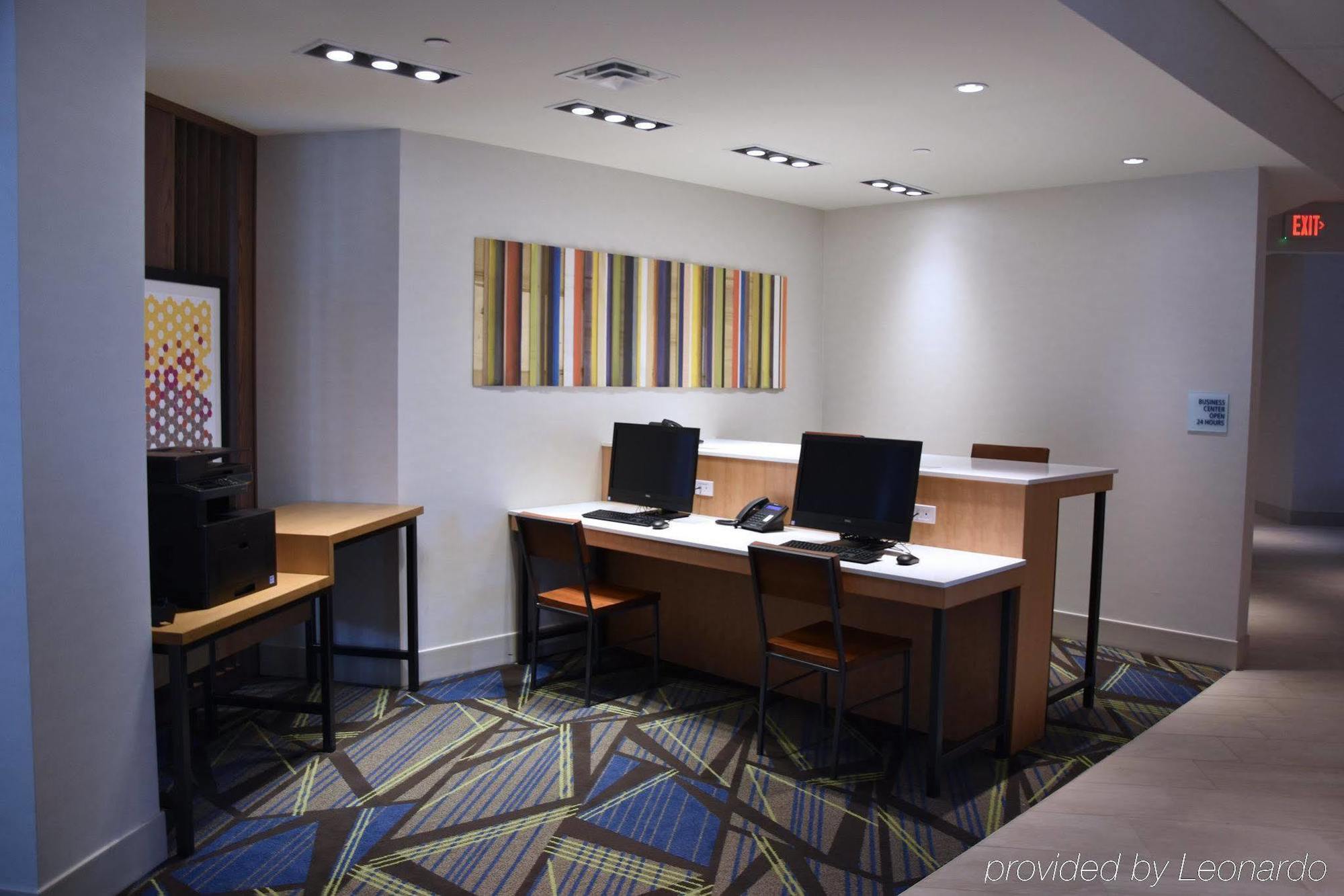 Holiday Inn Express & Suites Johnstown By Ihg Extérieur photo