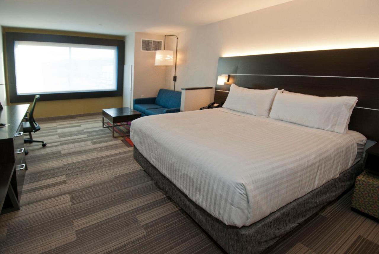 Holiday Inn Express & Suites Johnstown By Ihg Extérieur photo
